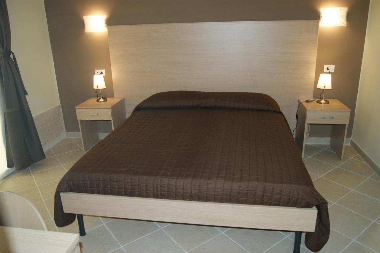 Guest House Golfo Xifonio Аугуста Екстер'єр фото