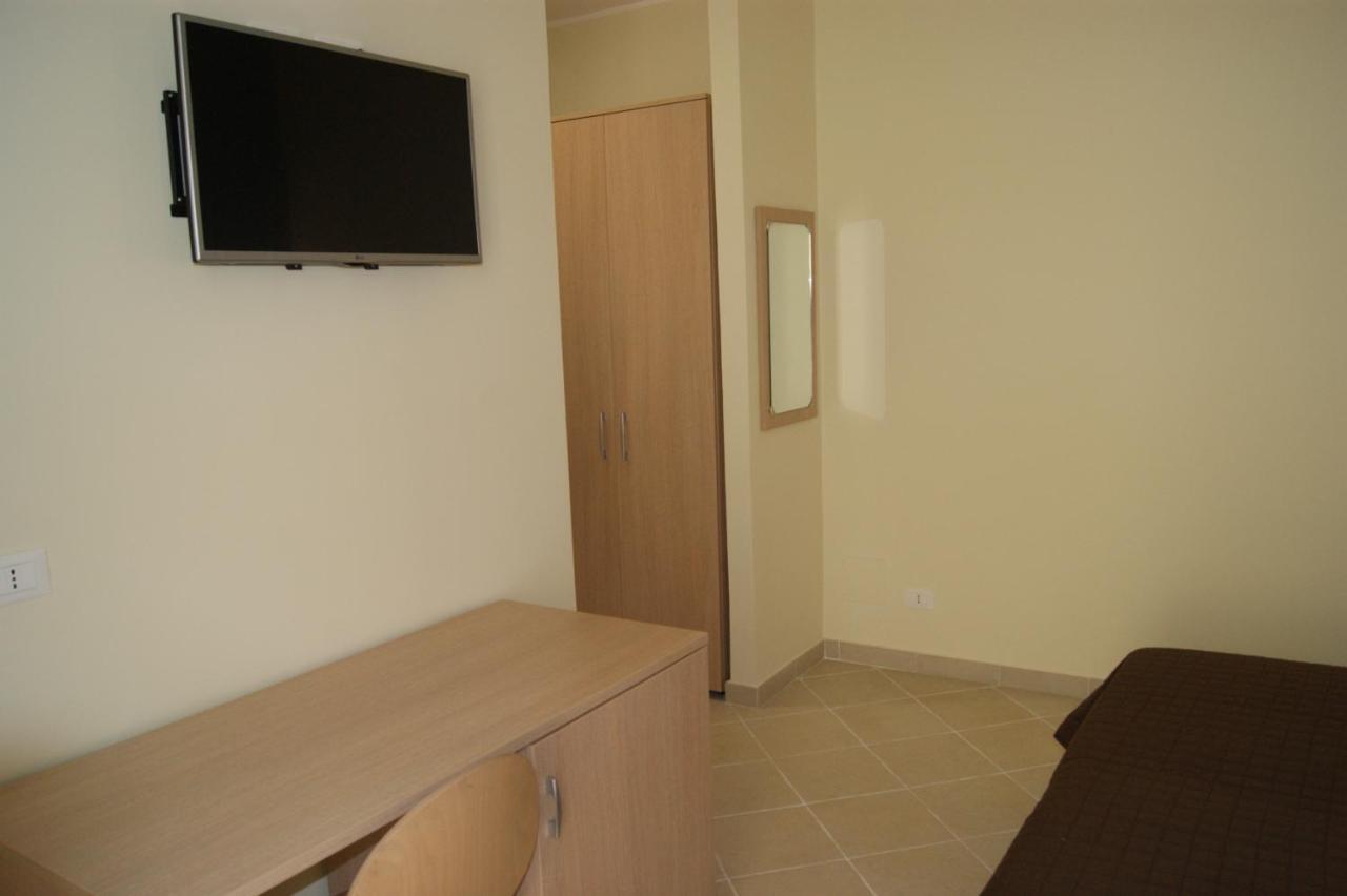 Guest House Golfo Xifonio Аугуста Екстер'єр фото